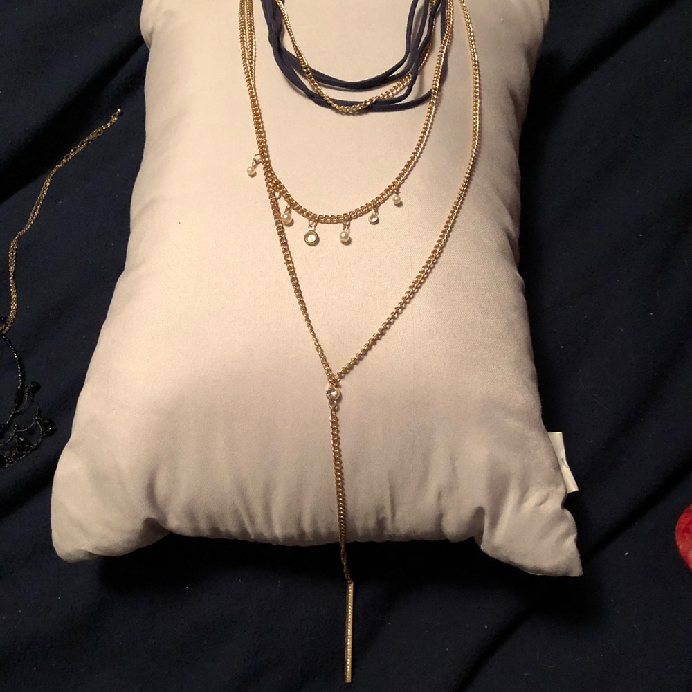 Multi strand necklace - Picture 3 of 6